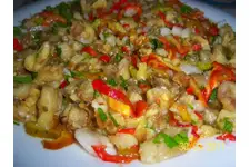 Patlıcan Kırmızı Biber Salatası Tarifi ve Malzemeleri